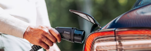 Plug-In Hybrids Are Gaining Strength as Drivers Look for Flexibility